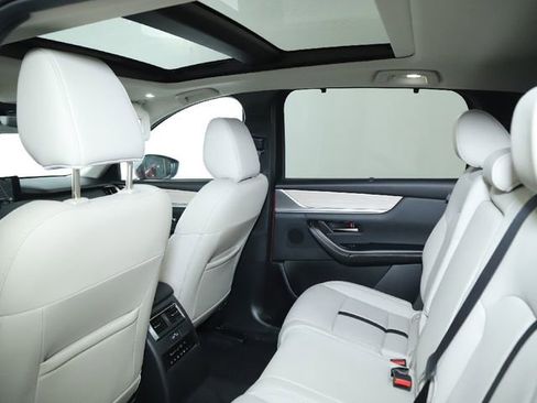 Certified 2025 MAZDA CX-70 Plug-In Hybrid w/ Premium Pkg image 35