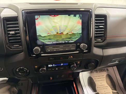 Used 2023 Nissan Frontier PRO-4X w/ Technology Package image 29