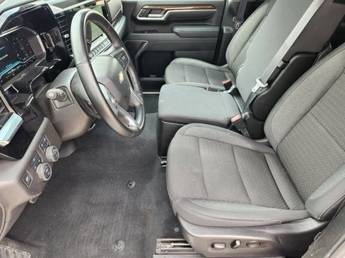 Used 2025 Chevrolet Silverado 3500 LT w/ Safety Package image 12