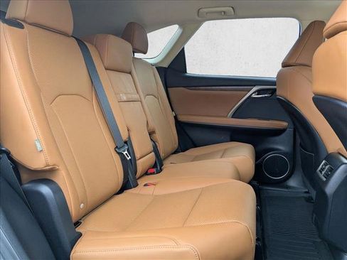 Used 2022 Lexus RX 350L Premium image 22