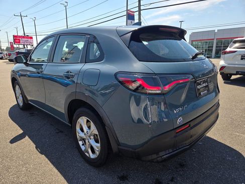 Used 2023 Honda HR-V LX image 7