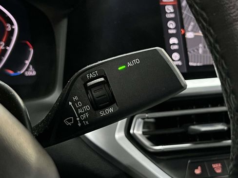 Used 2019 BMW 330i xDrive Sedan w/ Premium Package image 23