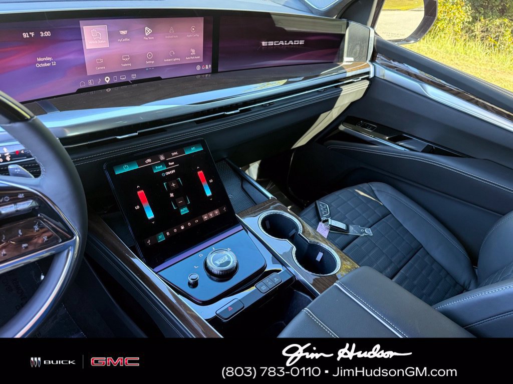 Certified 2026 Cadillac Escalade Platinum Luxury AWD/4WD image 32