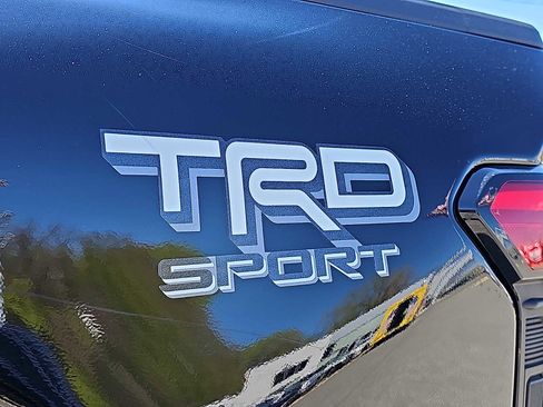 Used 2025 Toyota Tacoma TRD Sport w/ TRD Sport Premium Package AWD/4WD image 35