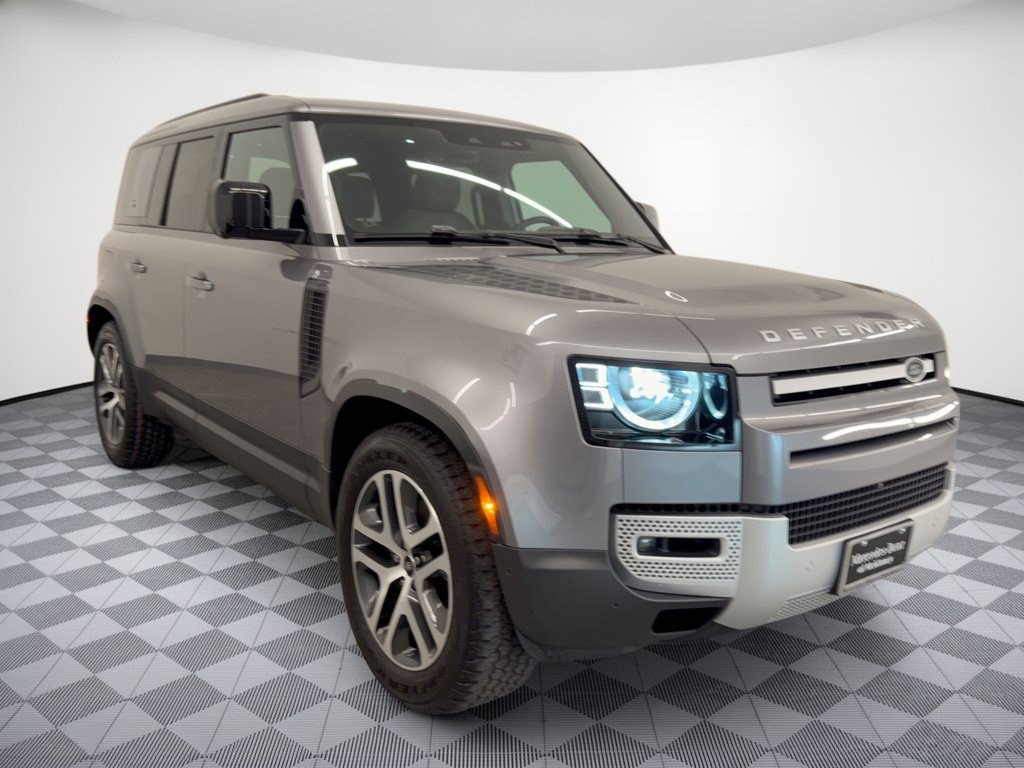 Used 2024 Land Rover Defender 110 S AWD/4WD image 31