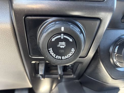 Used 2018 Ford F150 XLT w/ Equipment Group 302A Luxury AWD/4WD image 37