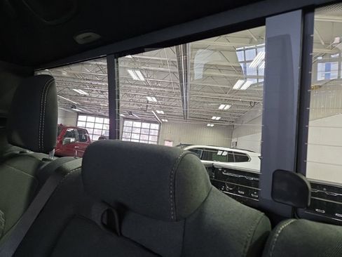 New 2026 RAM 1500 4x4 Crew Cab image 37