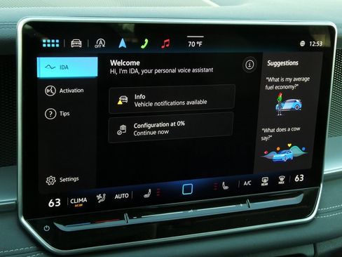 New 2025 Volkswagen Tiguan SE image 41