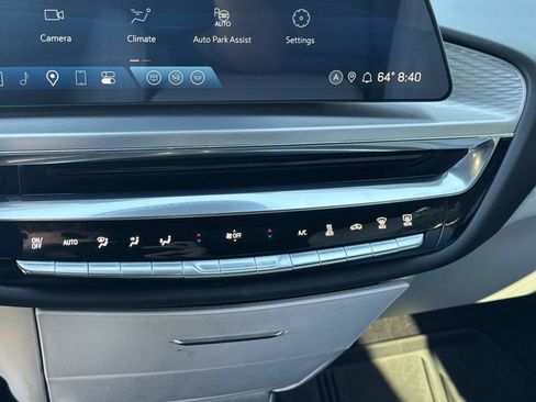 Used 2024 Cadillac Lyriq Luxury RWD image 25