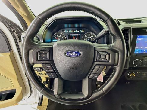 Used 2019 Ford F150 XLT w/ Equipment Group 302A Luxury AWD/4WD image 14