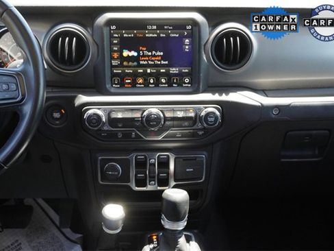 Certified 2021 Jeep Gladiator Sport image 13