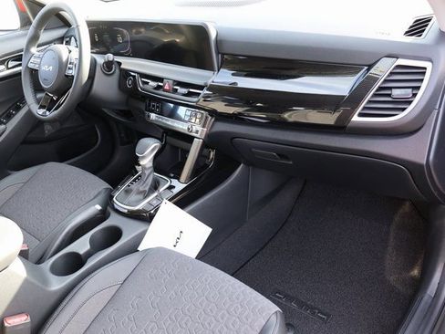 New 2026 Kia Seltos S image 10