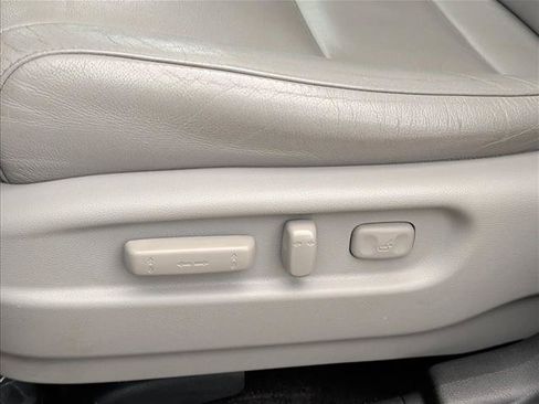 Used 2016 Honda Pilot Touring image 20