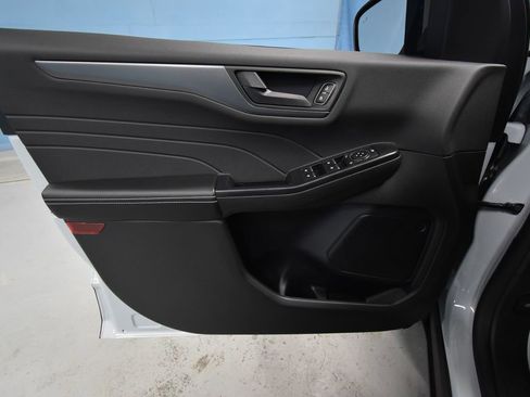 Used 2025 Ford Escape Active image 4