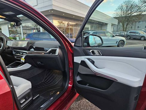 Used 2026 BMW X5 xDrive40i w/ Executive Package image 10
