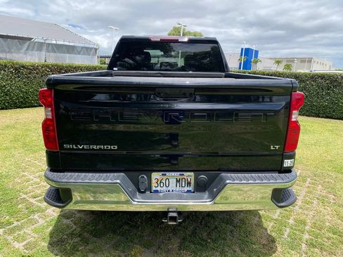Used 2023 Chevrolet Silverado 1500 LT w/ Protection Package AWD/4WD image 6