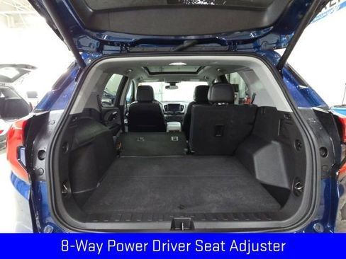 Used 2021 GMC Terrain SLT w/ Infotainment Package II image 9