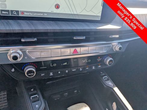 Used 2024 Kia Telluride SX Prestige AWD/4WD image 21