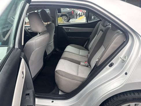 Used 2019 Toyota Corolla LE w/ Carpet Mat Package (TMS) image 30