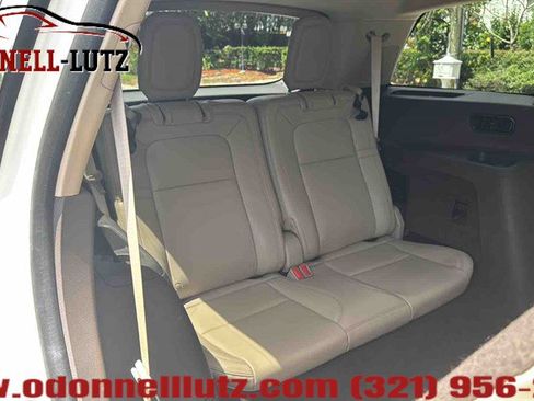 Used 2023 Lincoln Aviator Reserve w/ Equipment Group 201A AWD/4WD image 13