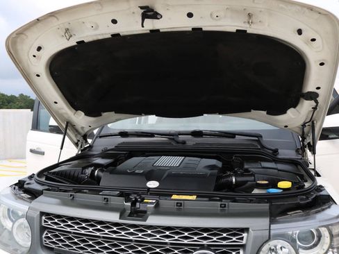 Used 2010 Land Rover Range Rover Sport Supercharged AWD/4WD image 88
