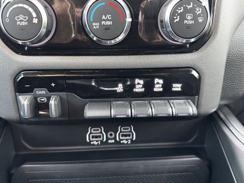 Used 2025 RAM 1500 Big Horn image 12