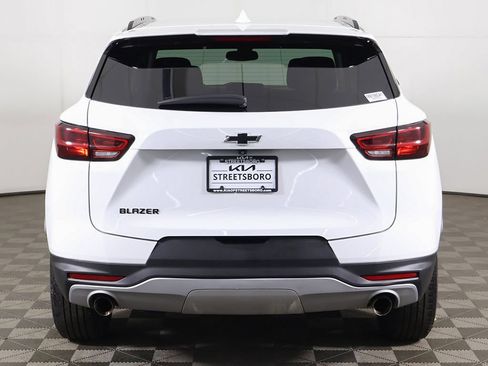 Used 2023 Chevrolet Blazer LT w/ Convenience Package FWD image 13