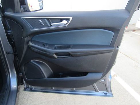 Used 2022 Ford Edge SEL w/ Sport Appearance Package image 19