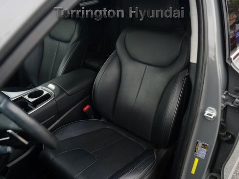 Used 2022 Hyundai Santa Fe Limited image 17