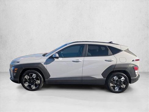 Used 2024 Hyundai Kona SEL image 8