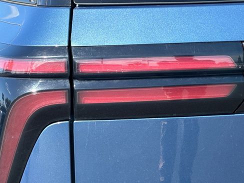 Used 2025 Chevrolet Traverse Z71 image 50