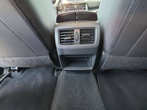 Used 2024 Nissan Rogue S FWD image 22
