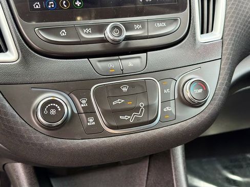 Used 2023 Chevrolet Malibu RS FWD image 15