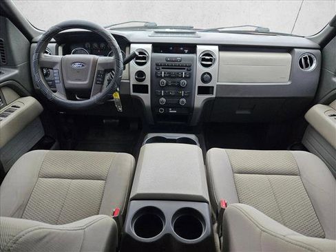 Used 2010 Ford F150 XLT image 11