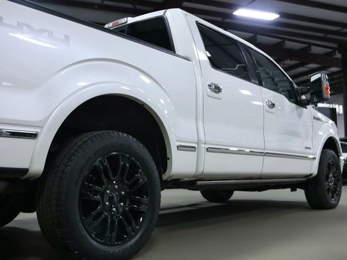 Used 2014 Ford F150 Platinum image 13