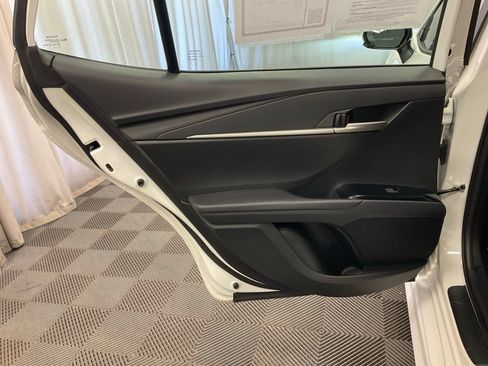 Used 2025 Toyota Camry XSE AWD/4WD image 33
