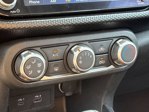 Used 2024 Nissan Kicks SV FWD image 19