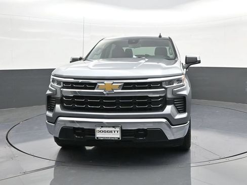 Used 2023 Chevrolet Silverado 1500 LT AWD/4WD image 25