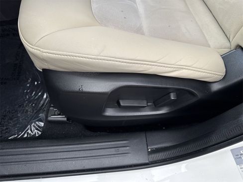 Used 2018 MAZDA CX-5 Touring w/ Preferred Equipment Package image 39