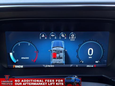 Used 2025 Ford F450 Platinum w/ FX4 Off-Road Package image 37