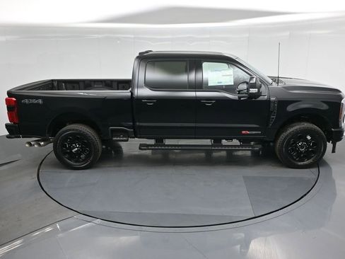 New 2025 Ford F250 Lariat w/ Lariat Ultimate Package image 39