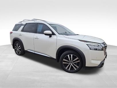 Certified 2023 Nissan Pathfinder Platinum