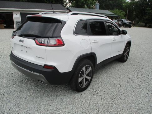 Used 2019 Jeep Cherokee Limited image 5