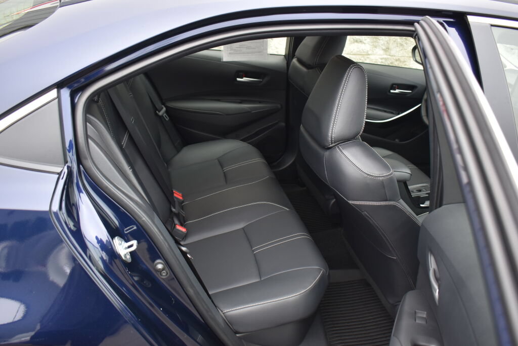 Certified 2026 Toyota Corolla XLE FWD image 23