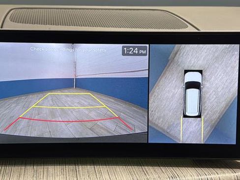 Used 2025 Hyundai Santa Fe Calligraphy image 14