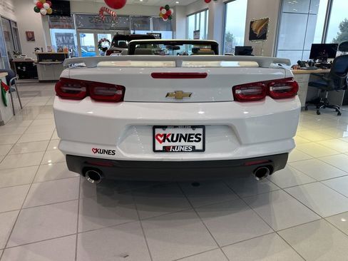 Used 2023 Chevrolet Camaro LT image 10