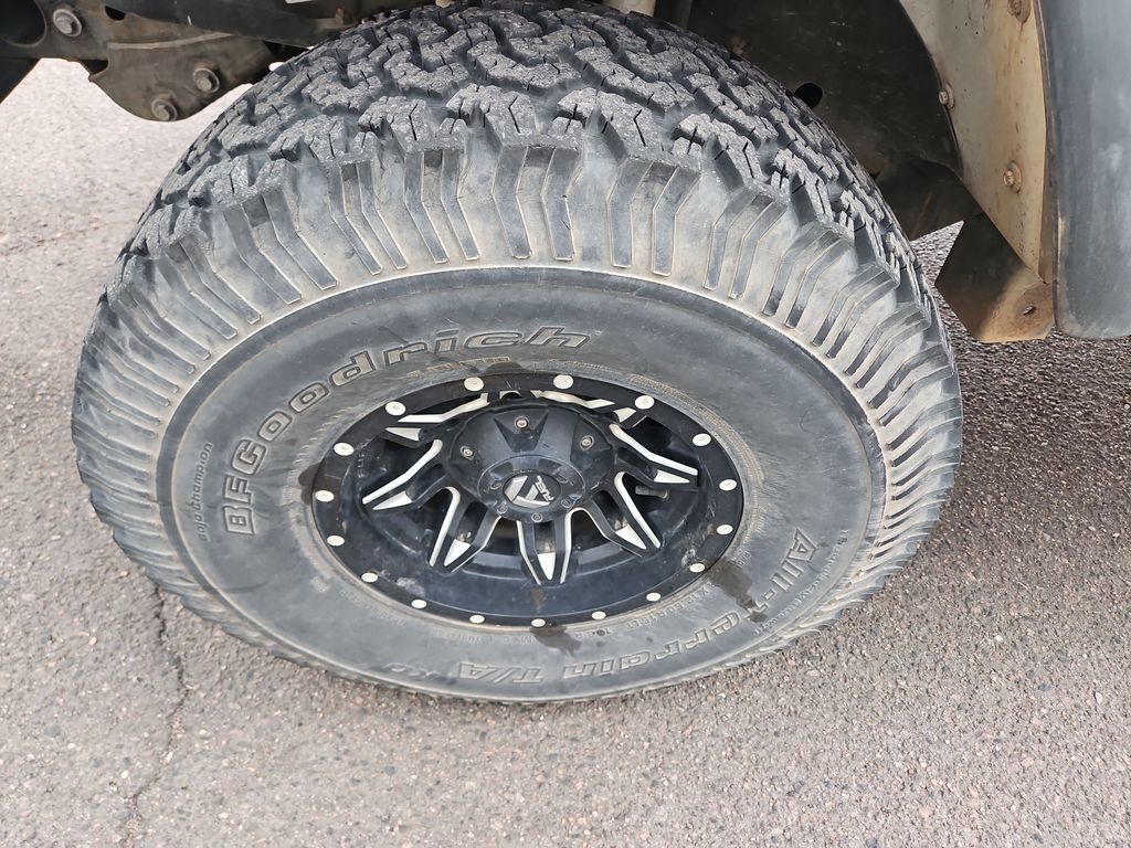 Used 2006 Jeep Wrangler X w/ Tire & Wheel Group (Ecco) AWD/4WD image 23