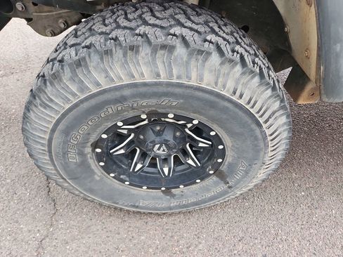 Used 2006 Jeep Wrangler X w/ Tire & Wheel Group (Ecco) AWD/4WD image 23