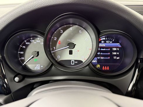 Certified 2026 Porsche Macan S AWD/4WD image 20