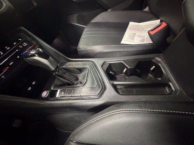 Used 2023 Volkswagen Tiguan SE FWD image 19